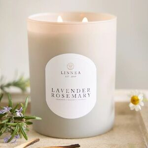 NWOT Linnea Lavender Rosemary Large Candle